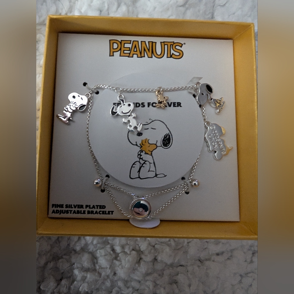 Peanuts Snoopy Woodstock Silver Plated Charm Bracelet Set - Yellow Silver 35$